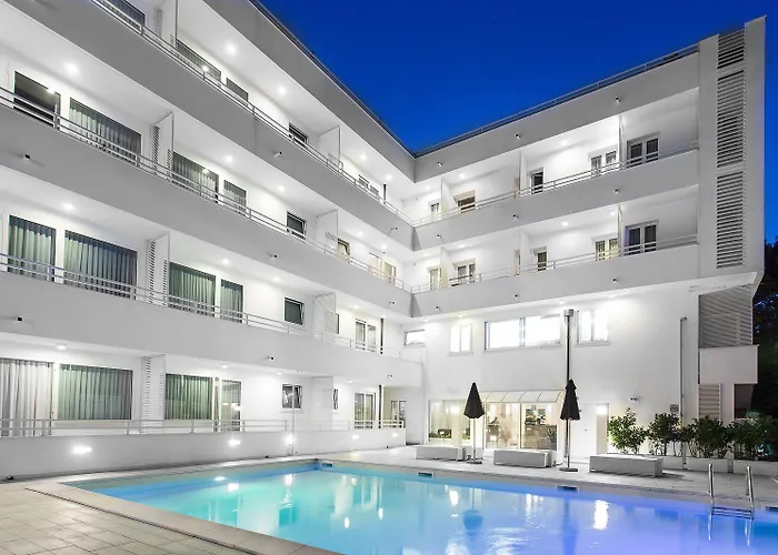 Color Mokambo Shore Family Hotel Cesenatico